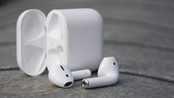 APPLE AIRPODS 2 co day 5